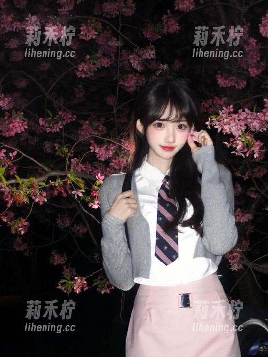 Feilin嗲囡囡-顾欣怡 Feilin嗲囡囡 - 跟随顾欣怡的步伐,发现私房与旅拍的完美交融之路!.txt
