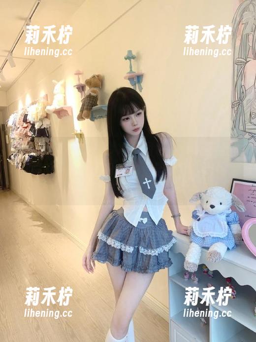 IMiss爱蜜社-梦心月 IMiss爱蜜社 - 梦心月图包分享,揭秘她的居家照如何让纷繁的生活瞬间变得优雅而有趣!.txt