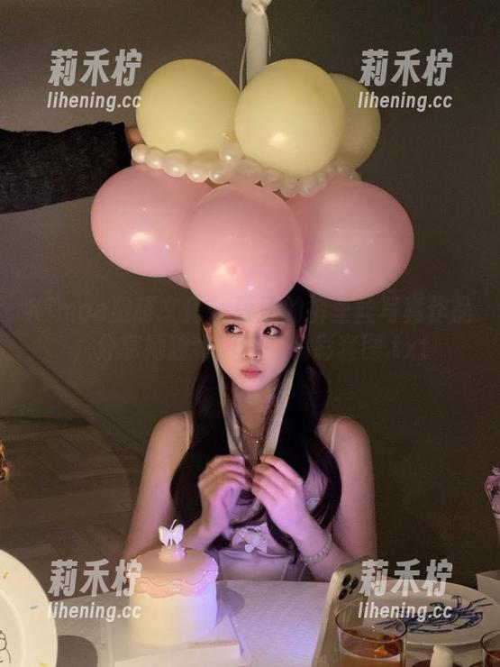 Kimoe激萌文化-豆豆 Kimoe激萌文化 - 豆豆的裤里丝写真作品,分享她独特风格的精彩套图.txt
