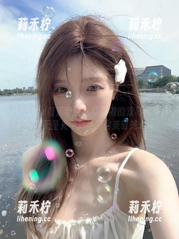 MFStar模范学院-胡润曦 MFStar模范学院 - 胡润曦的双马尾写真:在无圣光中游走的甜美时光.txt
