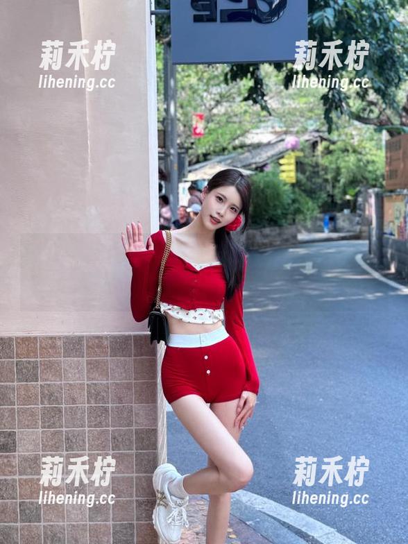 MTYH喵糖映画-蠢沫沫 MTYH喵糖映画 - 蠢沫沫白裙定制图集:轻盈夏日,魅力无限的选择!.txt