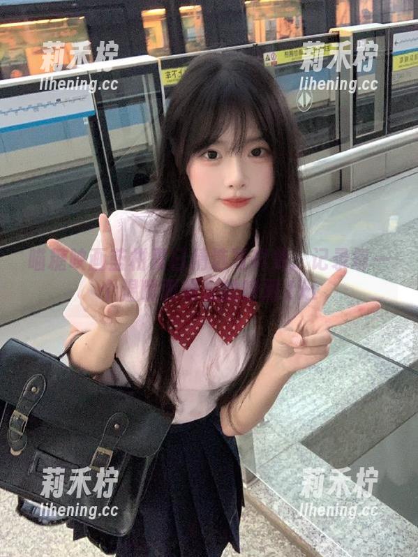 MTYH喵糖映画 喵糖映画蓝柑夏日精选写真集:记录每一个温暖而难忘的瞬间.txt