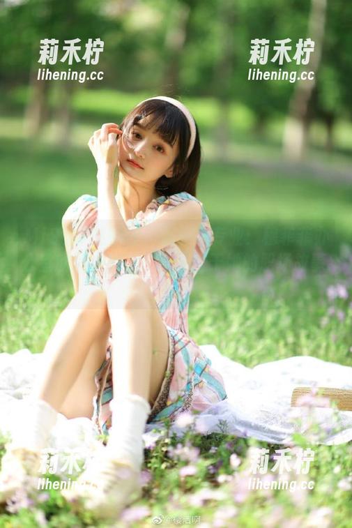 MiStar魅妍社-穆菲菲 MiStar魅妍社 - 优雅与专业:穆菲菲办公室的精选图片,打造属于她的职场故事.txt