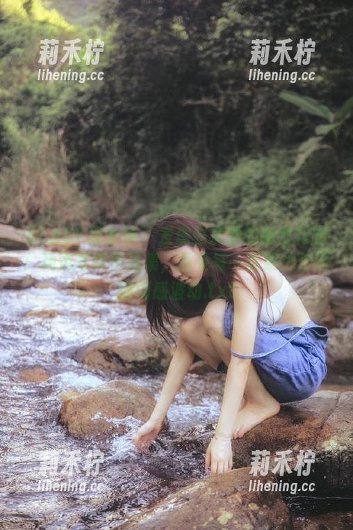 SLADY猎女神-赵欢颜 SLADY猎女神 - 发现赵欢颜的秘密花园:精选写真作品集,感受每一张照片传递的情感波动.txt