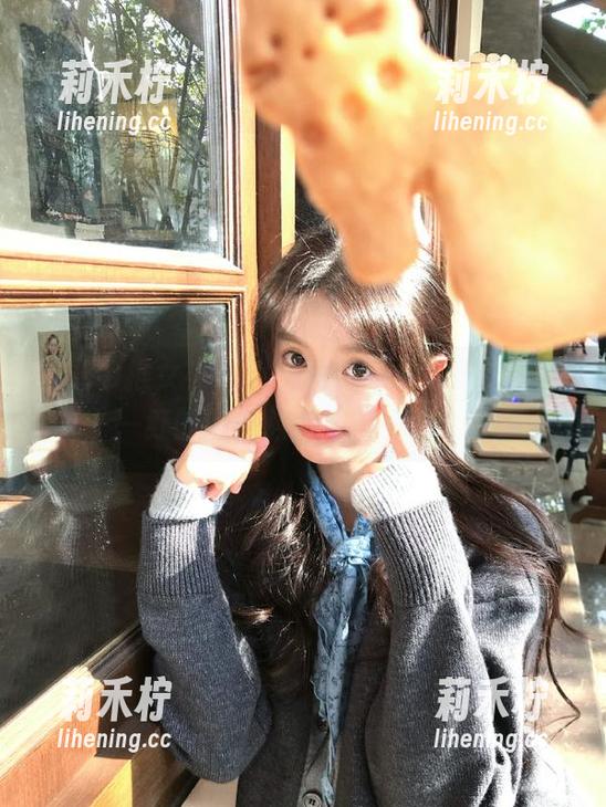 TGOD推女神-孔一红 TGOD推女神 - 私房自拍图包大放送,孔一红的独特魅力不容错过.txt