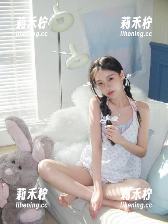 TouTiao头条女神-李由美 TouTiao头条女神 - 和李由美姐姐一起探秘福利写真,作品中尽显风格与魅力的完美结合!.txt