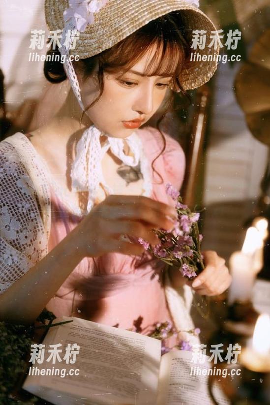 TouTiao头条女神-松果儿 TouTiao头条女神 - 迷人的白衬衫:松果儿独特风格的写真资源推荐.txt