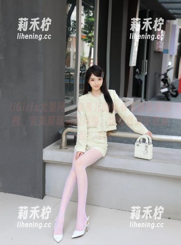 UGirls尤果网-凌希儿 UGirls尤果网 - 凌希儿的秘书写真全集原图,完美展现她的风情,绝对值得你收藏一份!.txt