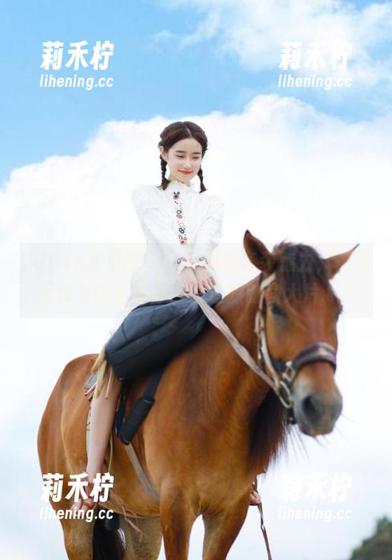 UGirls尤果网-孟思雨 UGirls尤果网 - 孟思雨的套装魅力,精选图库为你呈现不可错过的时尚大片.txt