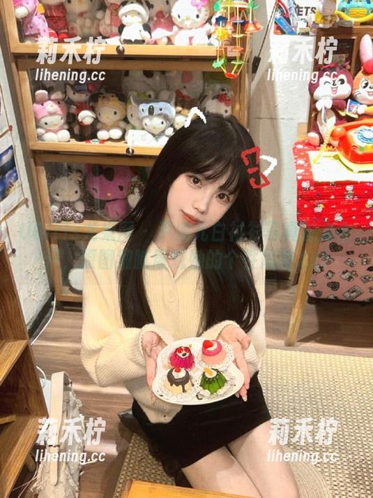 UGirls尤果网-尹凌儿 UGirls尤果网 - 尹凌儿白衬衫写真魅力全开,原图细腻展现她的个性风格.txt