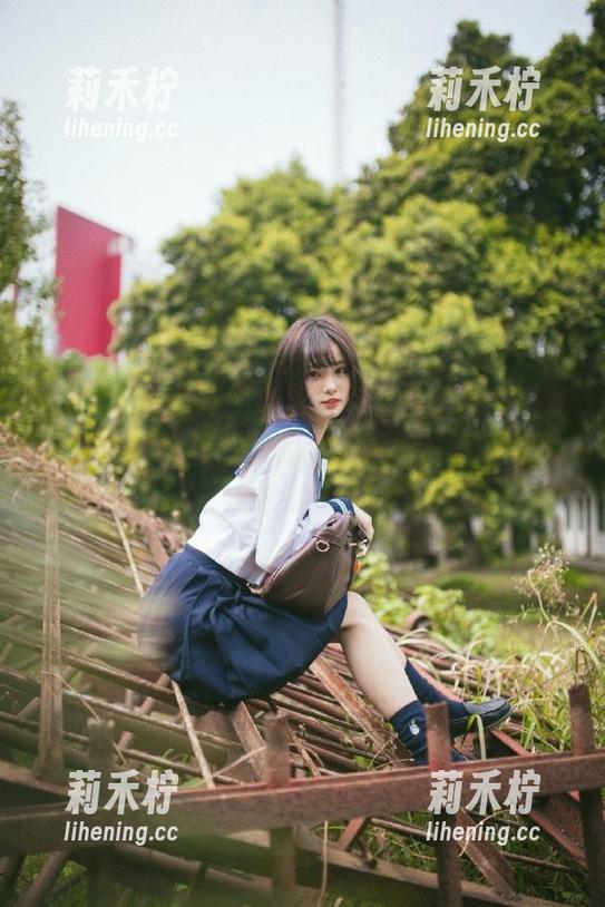 UGirls尤果网-李思宁 UGirls尤果网 - 高清下载李思宁制服写真,探索她优雅独特的个人风格与青春活力!.txt