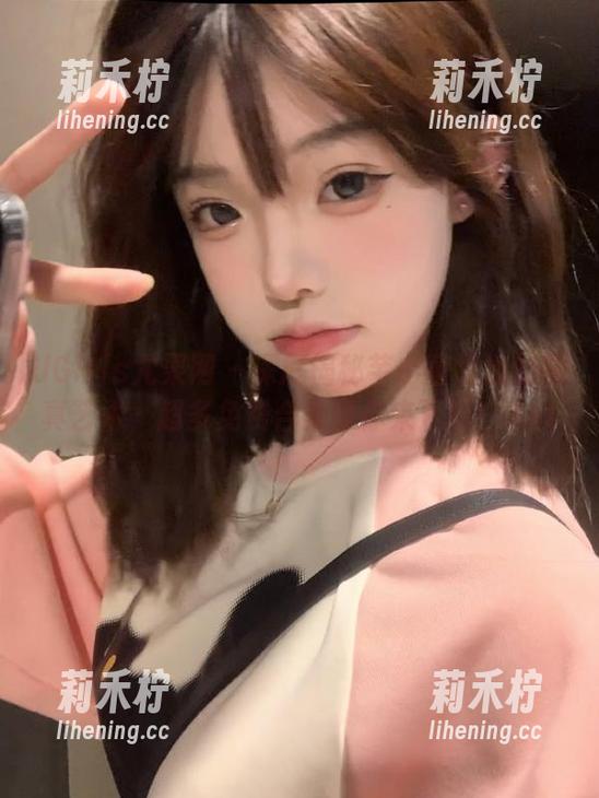 UGirls尤果网-芊小童 UGirls尤果网 - 深度揭秘芊小童姐姐的写真艺术,超多免费合集等你来下载!.txt