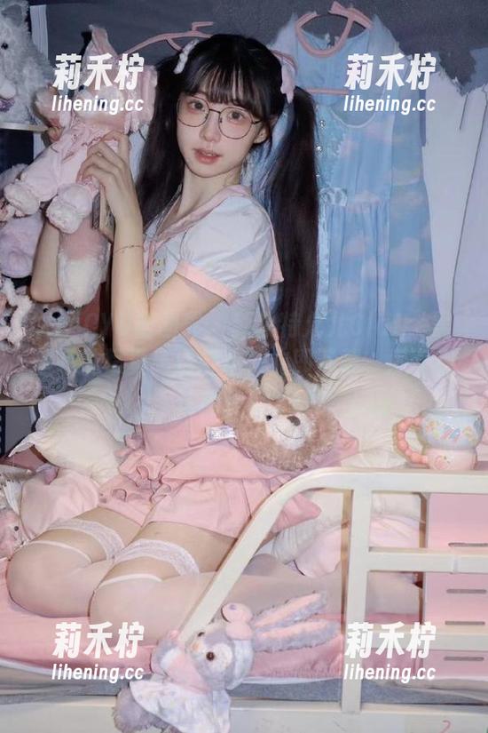 XIAOYU语画界-允儿Claire XIAOYU语画界 - 新模特允儿Claire黑丝吊袜写真高清版本,立即下载,尽享视觉盛宴!.txt