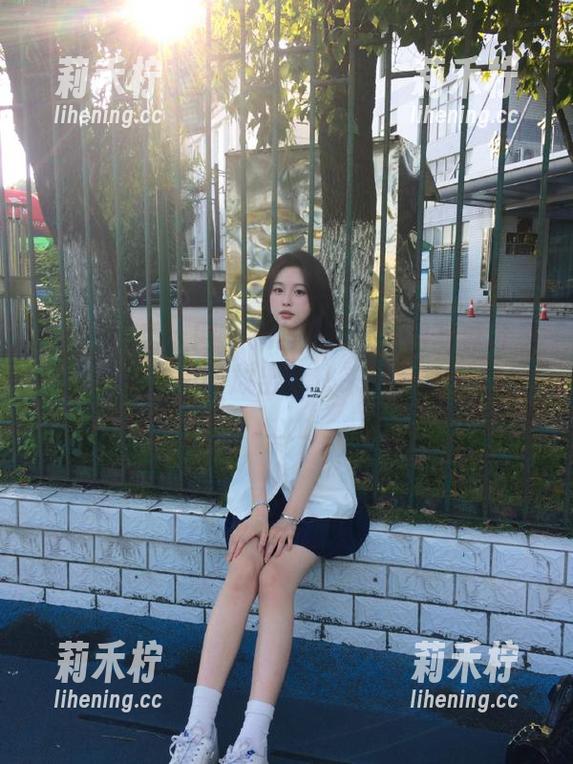 Xiuren秀人网-Milk大萌 Xiuren秀人网 - Milk大萌红裙写真分享会:网盘链接已放出,快来一起欣赏吧!.txt