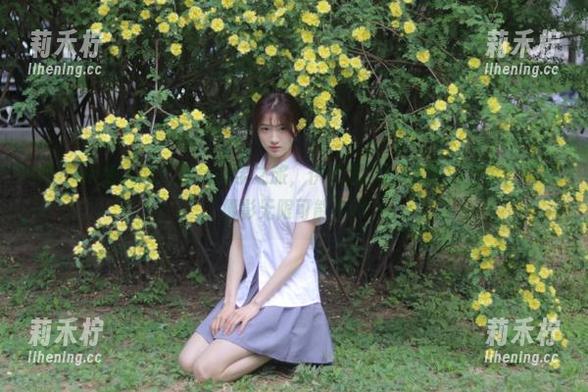Xiuren秀人网-伊思思niko Xiuren秀人网 - 黑色美学之旅,伊思思niko的原图分享,探索摄影无限可能.txt