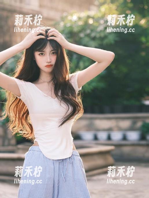 Xiuren秀人网-八宝icey Xiuren秀人网 - 观看八宝icey的清纯作品,领略她独特的艺术风格与情感.txt