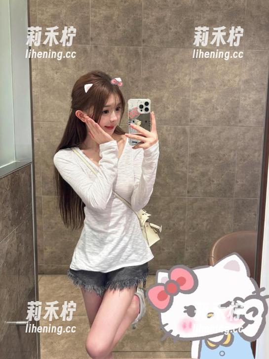 Xiuren秀人网-凯竹BuiBui Xiuren秀人网 - 凯竹BuiBui裸足写真分享:她用镜头记录下的每一个细腻瞬间都让人动容.txt