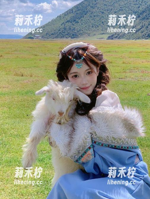 Xiuren秀人网-卓芷伊EricA Xiuren秀人网 - 卓芷伊EricA泳池摄影作品,网盘下载全系列美照,就是这么简单!.txt