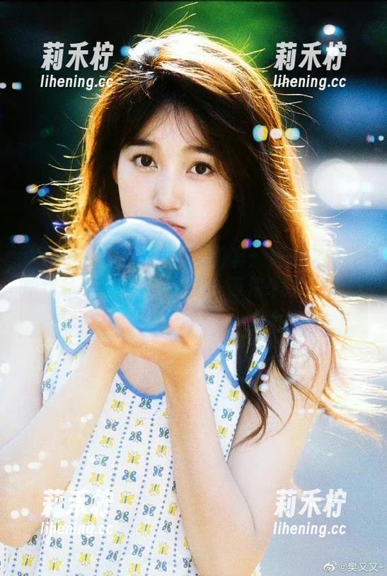 Xiuren秀人网-周井空 Xiuren秀人网 - 视觉盛宴:周井空的厨娘作品与精选美食图片,等你来欣赏!.txt