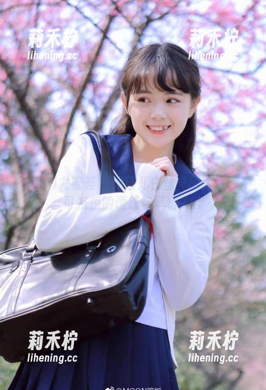 YouMi尤蜜荟-刘钰儿 YouMi尤蜜荟 - 刘钰儿白丝套图大赏:不可抗拒的诱惑与风情.txt