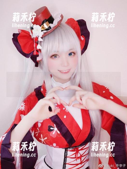 Yuki亭 翻阅Yuki亭的美脚写真,细腻瞬间捕捉女性形态的优雅与力量,别错过!.txt