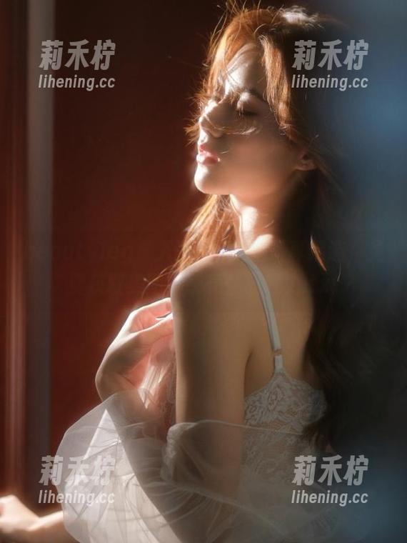 beautyleg-Aileen beautyleg - Aileen美腿写真精选,免费获取美图,感受优雅魅力.txt