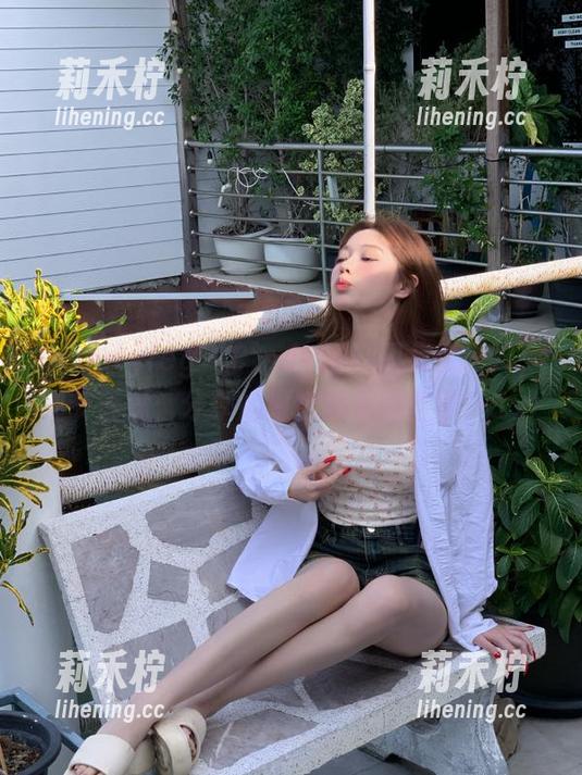 beautyleg - Cindy浴缸图集大公开，细节满满，分享她独特的美丽世界！.txt