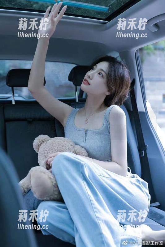 beautyleg-Jessie beautyleg - 精致赏析Jessie镂空图集,绝妙的艺术写真资源尽在其中.txt