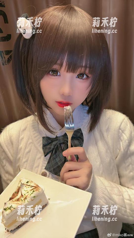 miko酱吖 倾心于miko酱吖天台全套作品,感受每一瞬间的细腻.txt
