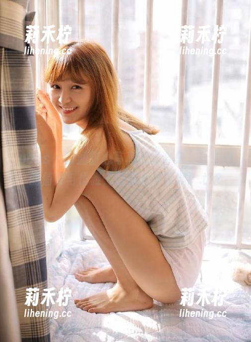 pans-夏涵 pans - 夏涵甜心写真精彩合集,分享她的俏皮与优雅,让你心神荡漾!.txt