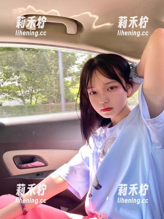 pans-安安 pans - 安安独特视角下的夏日图库,让你的视觉体验焕然一新.txt