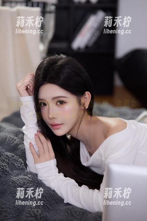 pans-金熙 pans - 打造你的高清壁纸风格,金熙女王的优雅时尚不容错过!.txt