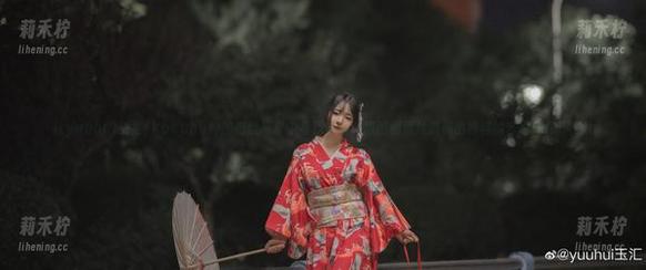 从yuuhui玉汇(kokuhui)的肉丝写真中寻找灵感：原图和照片展现出独特的艺术气息！.txt