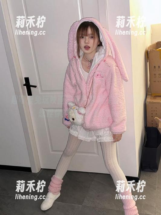 超可爱兔玩映画图库等你来探索，下载好想捏你的肉肉系列！.txt