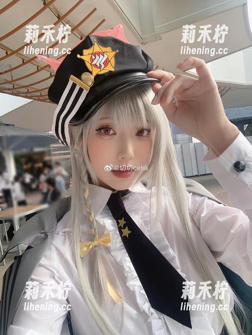 切切celia 切切celia与亚丝娜泳装:照片中展现的青春和活力瞬间.txt