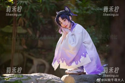 千寻大人 让人心动的千寻大人私拍写真,QueenBeeTifa展现无与伦比的魅力.txt