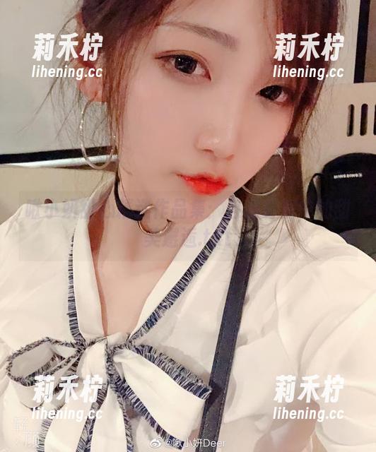啾小妍 啾小妍甜心精选作品集:自嘲时刻中的甜美邂逅.txt