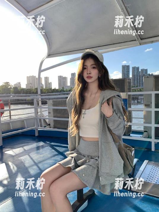 喵糖映画 精选图包资源来袭,喵糖映画带你探索可爱马尾少女的迷人魅力.txt