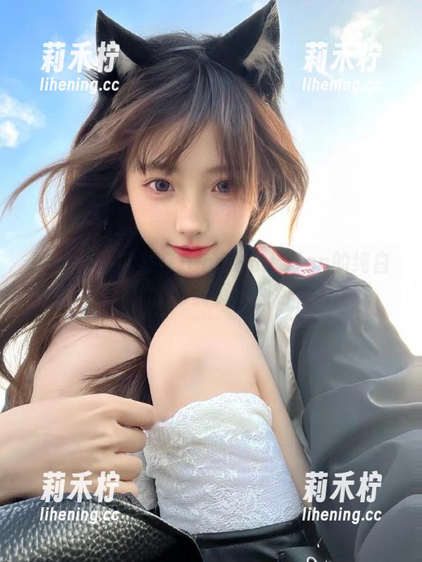 嗲囡囡-Jennanni_Jen 嗲囡囡 - 沉浸在Jennanni_Jen的纯白艺术中:优质写真资源图包下载.txt
