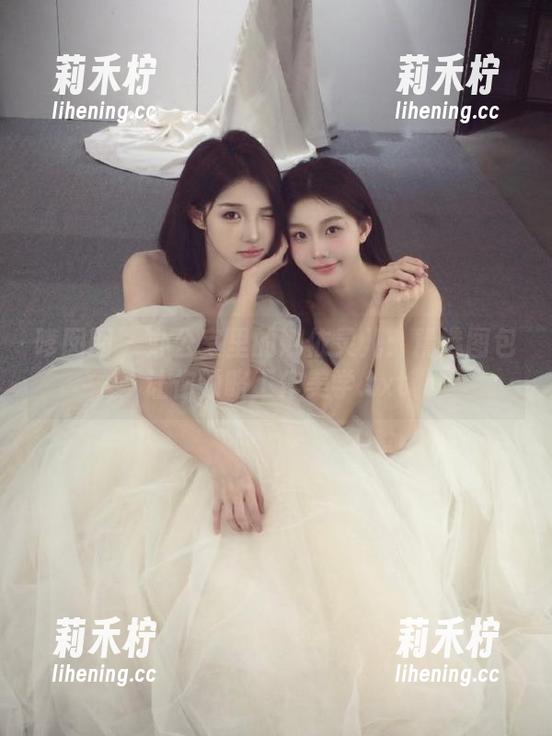 嗲囡囡-娜依灵儿 嗲囡囡 - 办公室里的娜依灵儿:精选图包让你领略工作美学.txt