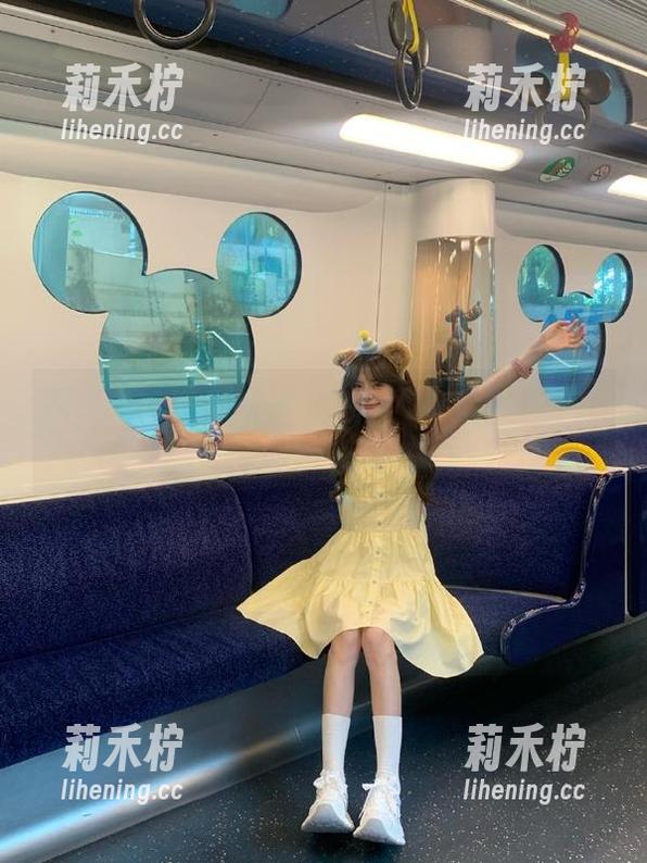 奶宝妹纸 微密圈 - 绝美红裙!奶宝妹纸原图合集,带你领略摄影艺术.txt