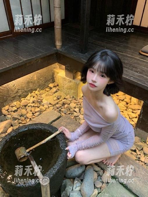 安妮yoo 微密圈 - 深入安妮yoo的裤里丝世界:珍藏原图与精彩图集.txt