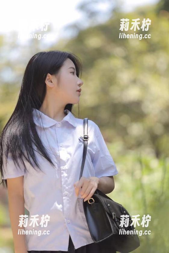 小萌子 微密圈 - 令人心动的小萌子黑色蕾丝作品集:丰富资源带你领略她的无限魅力.txt
