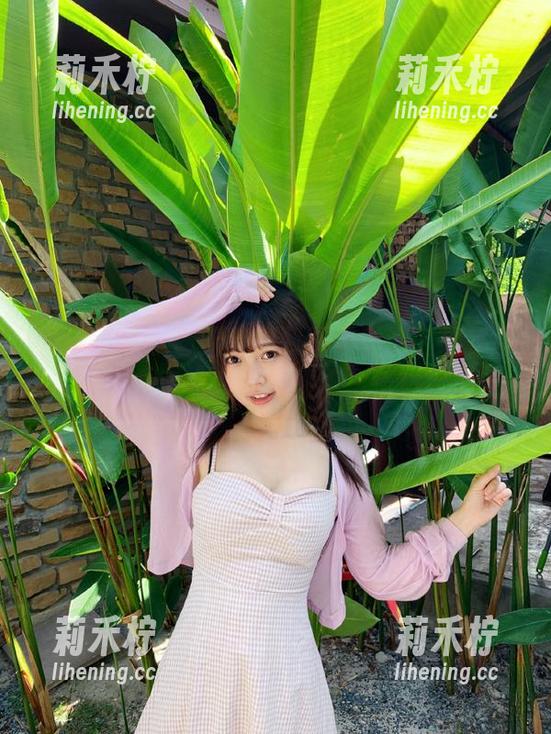 尤果网-小喜 尤果网 - 小喜天台福利图集评测,揭秘那些隐藏在画面背后的故事与情感!.txt