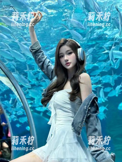 尤果网-李宝儿 尤果网 - 李宝儿镂空写真全集:探索每一寸心动与浪漫.txt