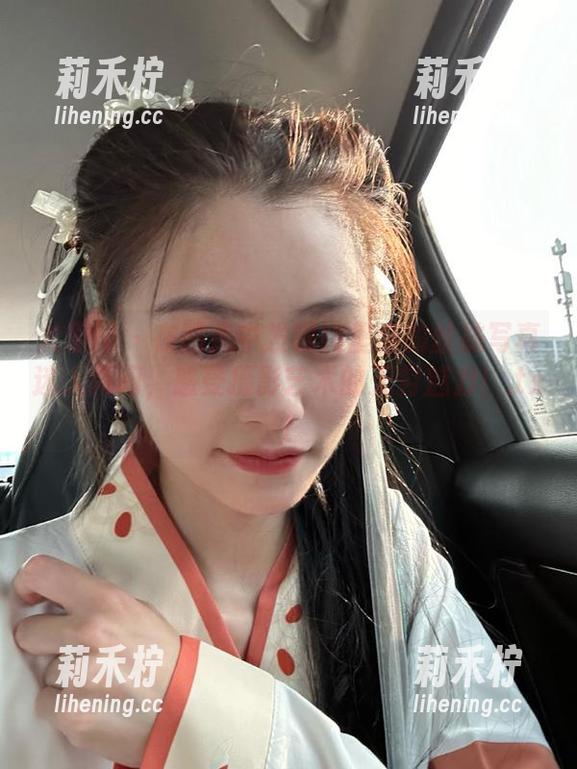 尤果网-绮里嘉 尤果网 - 在图库中发现绮里嘉的丝袜写真迷人瞬间,感受摄影艺术的无穷魅力!.txt