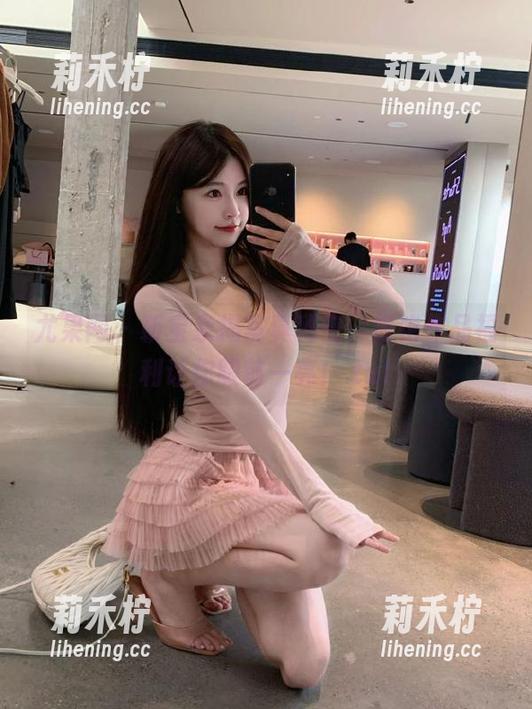 尤果网-靳宝 尤果网 - 靳宝亲揭写真秘密,惊艳作品福利让你眼前一亮!.txt