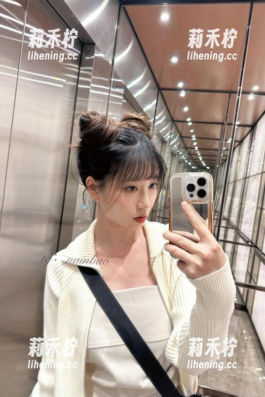 年年Nnian 年年Nnian旅拍风格解析——优质图集资源助你提升摄影水平.txt