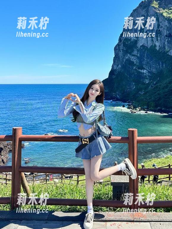 推女神-小九Vin 推女神 - 小九Vin在三亚的旅拍私房图集,记录美好时光.txt
