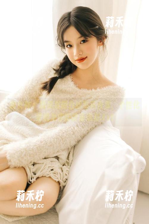 推女神-易阳 推女神 - 精美易阳白丝写真合集,个性化壁纸为你的设备添彩.txt